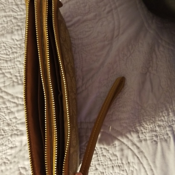 Coach Wallet - Picture 4 of 7